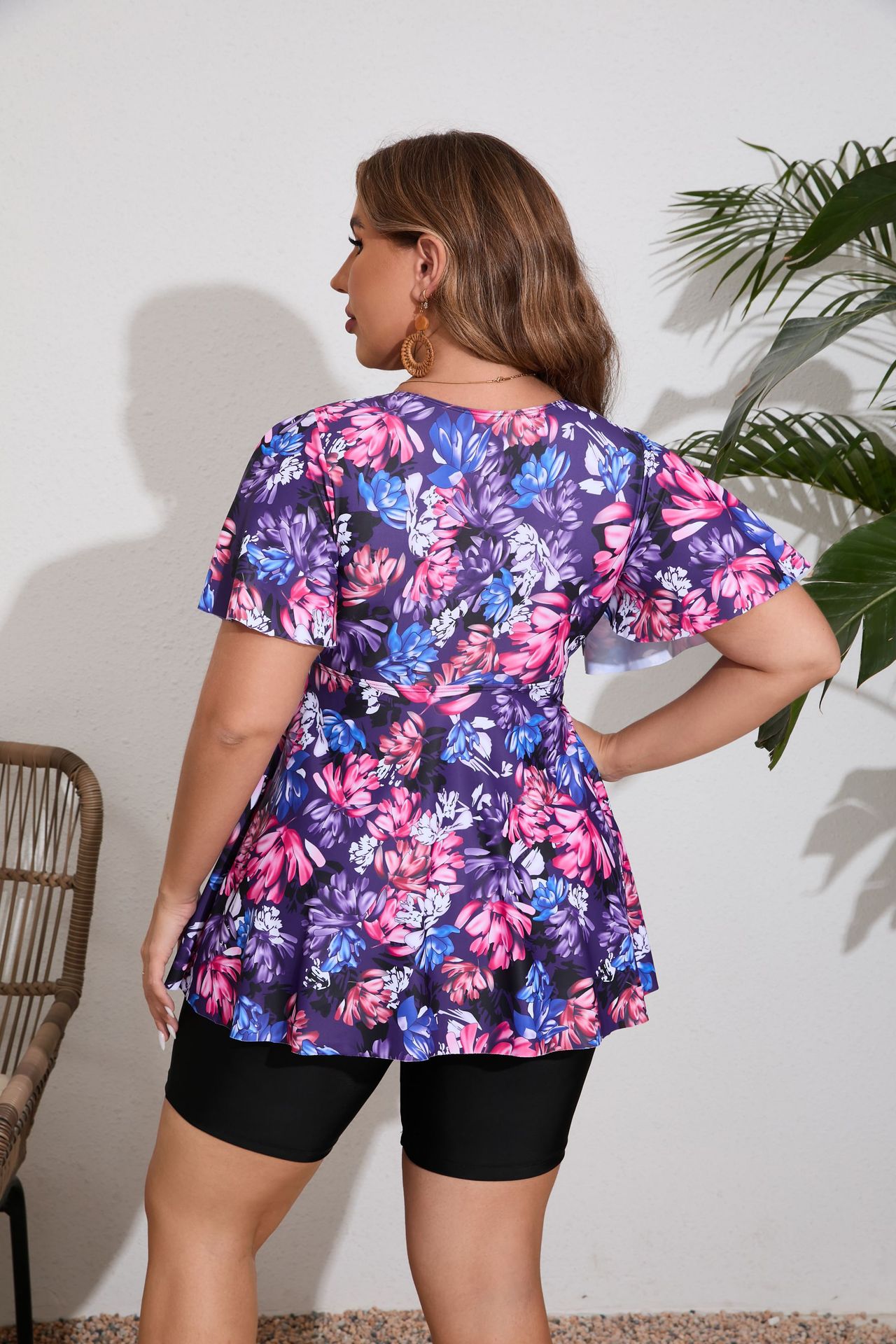 Plus Size Floral Tankini Swimsuit Top with Shorts, V-Neck, Short Sleeve